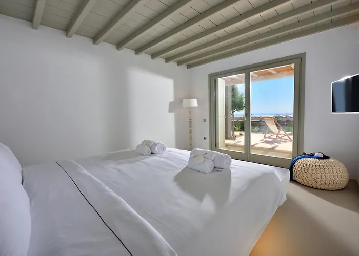 Otel Mykonos Rocks & Plintri