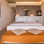 Hotel Mykonos Rocks & *