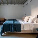 Hotel Mykonos Rocks & Plintri