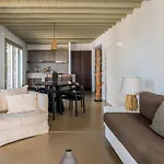 Mykonos Rocks & Hotel
