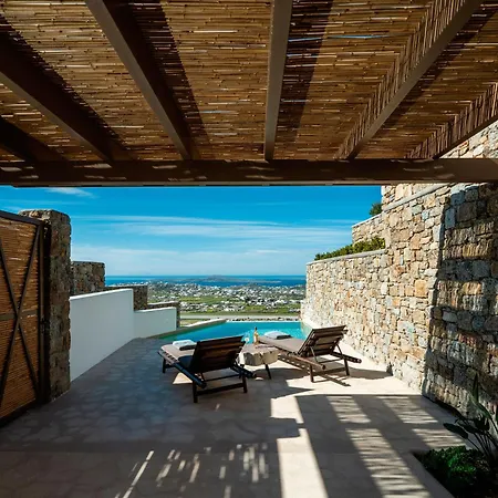 Mykonos Rocks & Hotel Plintri