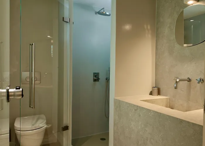 Mykonos Rocks & Plintri