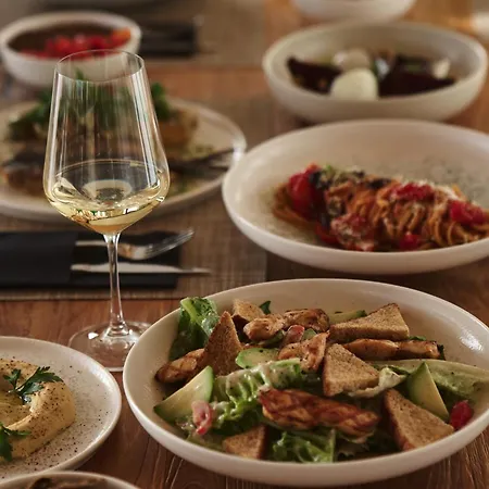 Mykonos Rocks & * Plintri