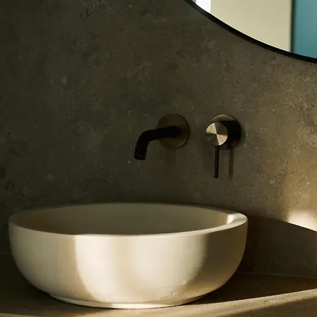 Mykonos Rocks & فندق Plintri