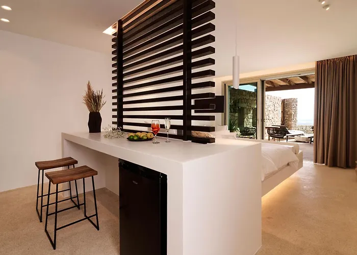 Mykonos Rocks Villas&suites Hotel *