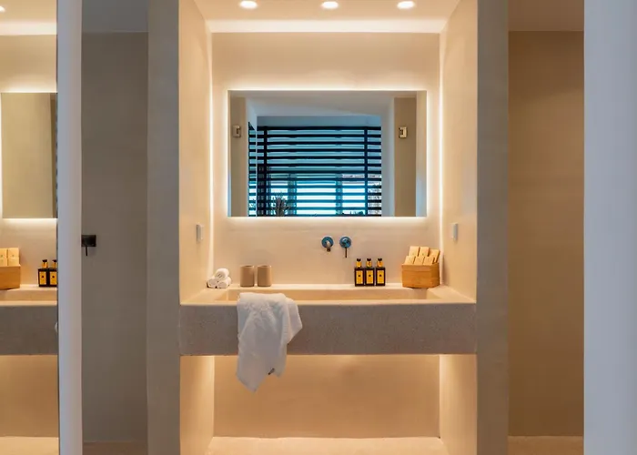 מלון Mykonos Rocks & Plintri