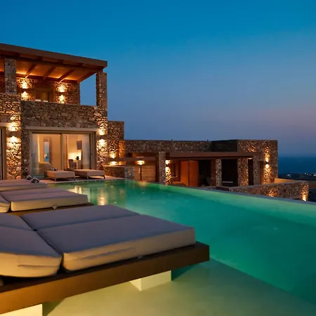 Mykonos Rocks & Mykonos Town