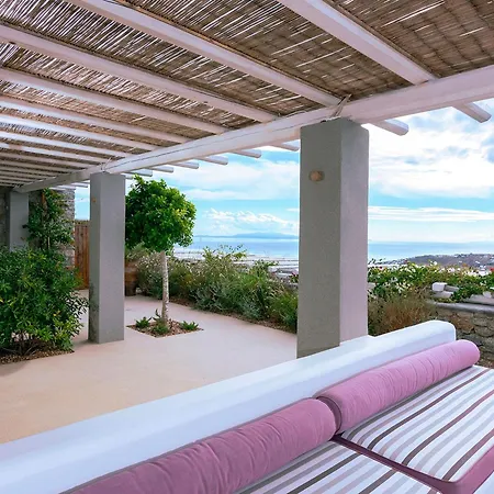Mykonos Rocks Villas&suites Hotel *