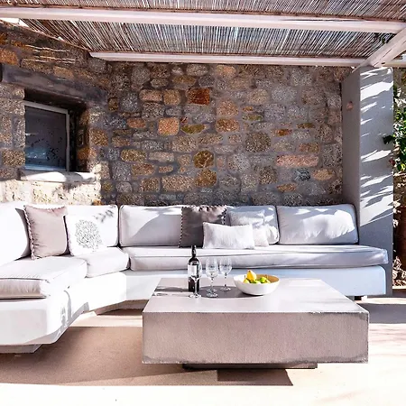 Mykonos Rocks Villas&suites Hotel